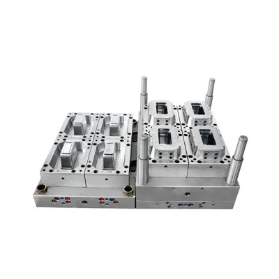 Pyykkityynyjen säilytysastiat ja kansimuotit